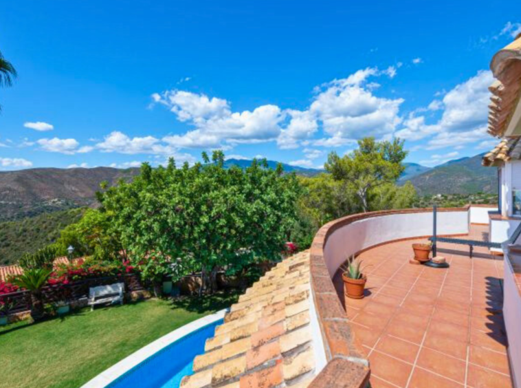 Villa, Cerros del Lago, Marbella