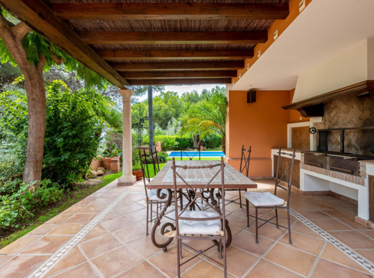 Villa à vendre à Altos Reales, Marbella Golden Mile