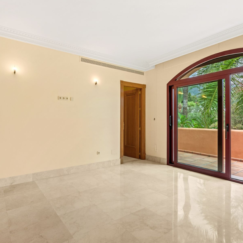Villa à vendre à Altos Reales, Marbella Golden Mile