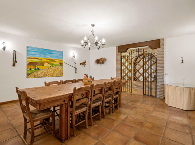 Villa à vendre à Altos Reales, Marbella Golden Mile