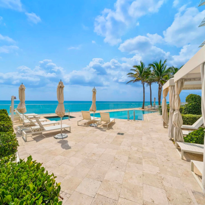 3550 S Ocean Boulevard, 5B South Palm Beach, Florida,