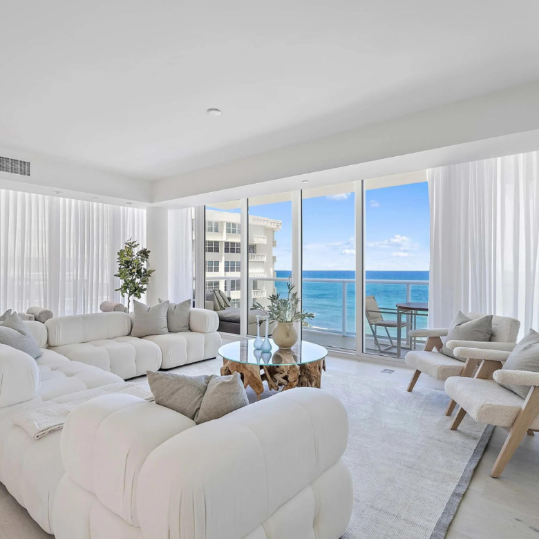 3550 S Ocean Boulevard, 5B South Palm Beach, Florida,