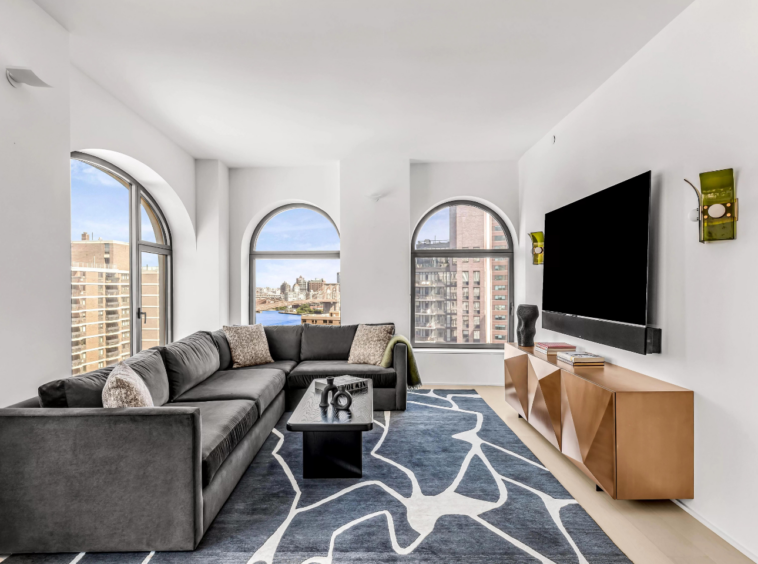 Luxueux Appartement 3 Chambres à Vendre | 130 William Street, New York | Vues panoramiques sur l'East River et le pont de Brooklyn