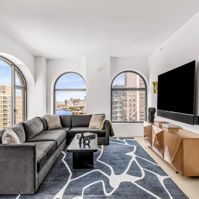 Luxueux Appartement 3 Chambres à Vendre | 130 William Street, New York | Vues panoramiques sur l'East River et le pont de Brooklyn