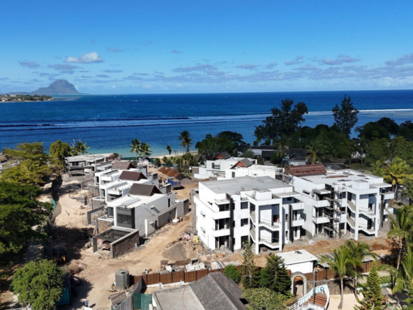 A vendre - Penthouse Pieds dans l'eau face au Morne, île Maurice