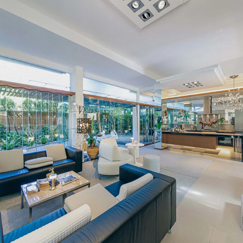 Maison, Miami Crescent, Fanling, Hong Kong