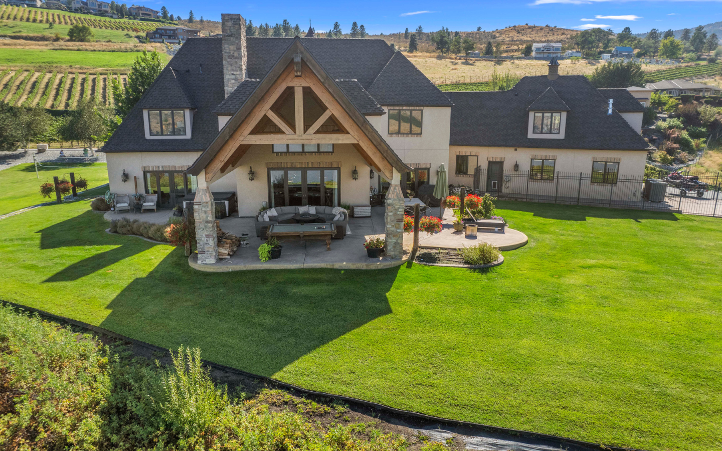 Karma Vineyards Estate Domaine Viticole Lake Chelan