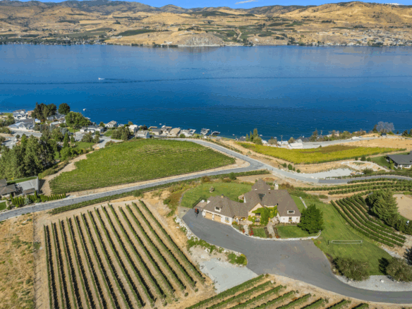 Karma Vineyards Estate Domaine Viticole Lake Chelan