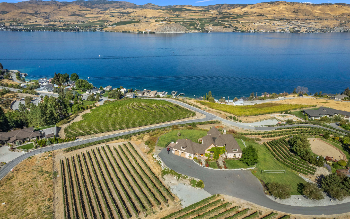 Karma Vineyards Estate Domaine Viticole Lake Chelan