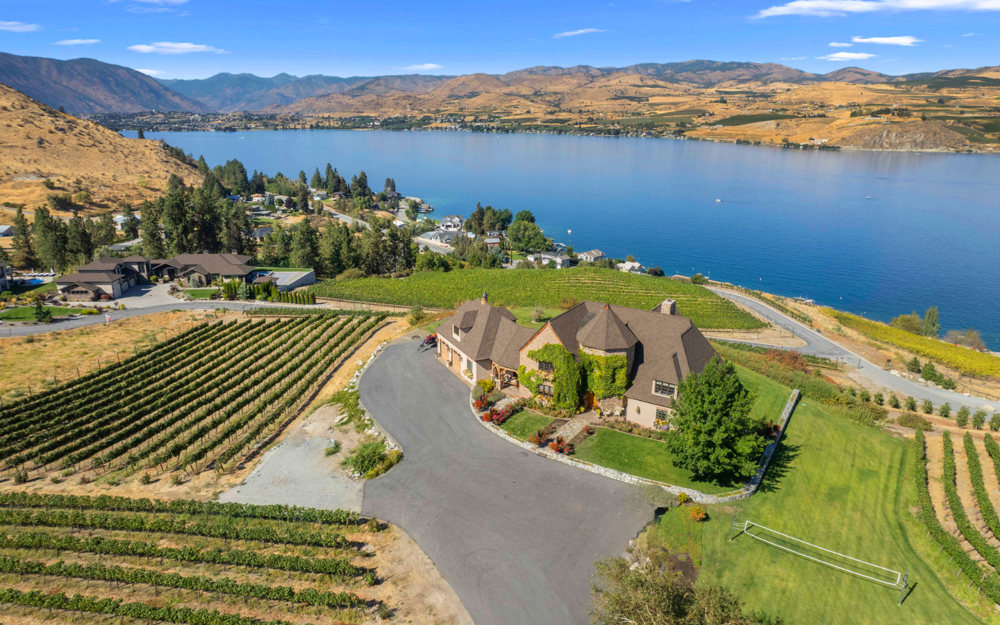Karma Vineyards Estate Domaine Viticole Lake Chelan