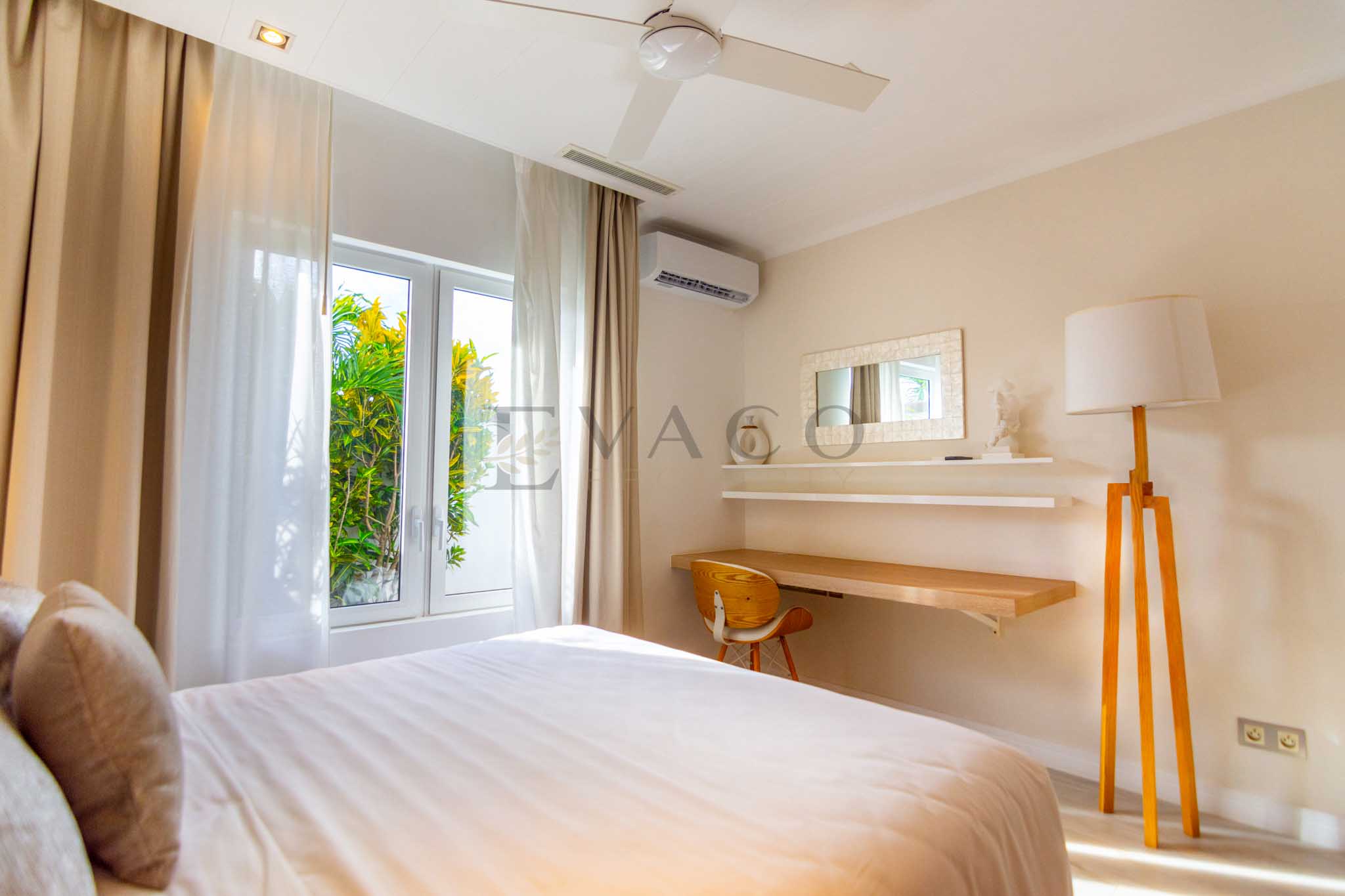 CDL II J22 bedroom 2 back