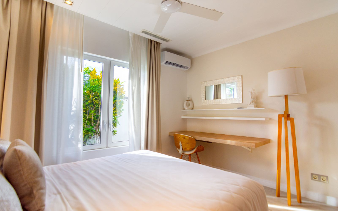 Clos du Littoral II – Villa de Prestige 3 Chambres en Revente (2) Clos du Littoral II – Villa de Prestige 3 Chambres en Revente