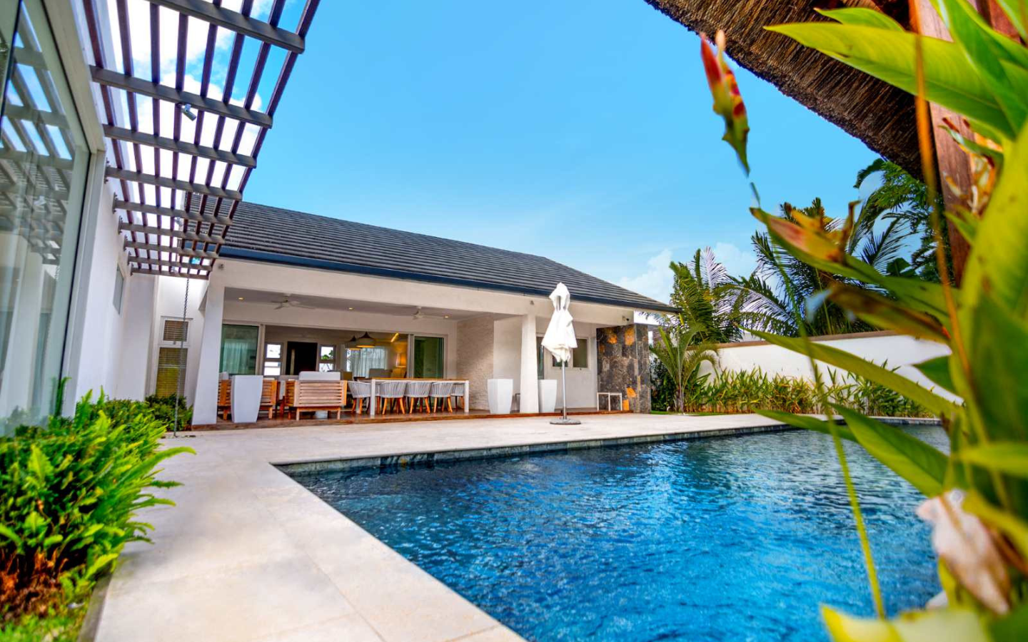 Clos du Littoral II – Villa de Prestige 3 Chambres en Revente (7) Clos du Littoral II – Villa de Prestige 3 Chambres en Revente