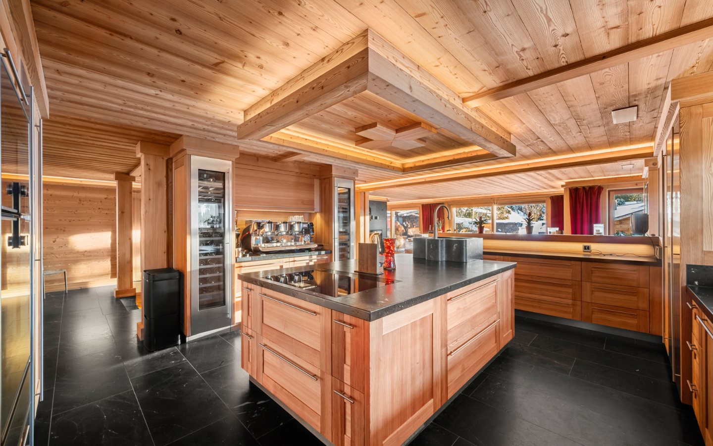 Oeschseite à Zweisimmen Switzerland (2) 2 chalets de prestige à Zweisimmen, Oeschseite Valais bernois · Suisse