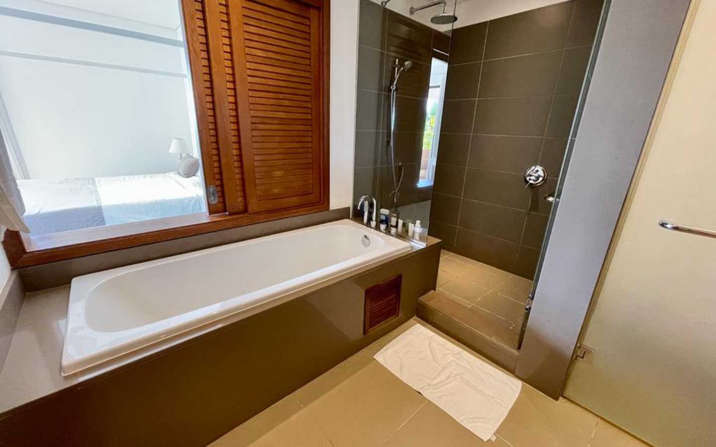 Roches Noires Île Maurice Penthouse (2) Penthouse 4 chambres piscine vue mer Roches Noires Île Maurice