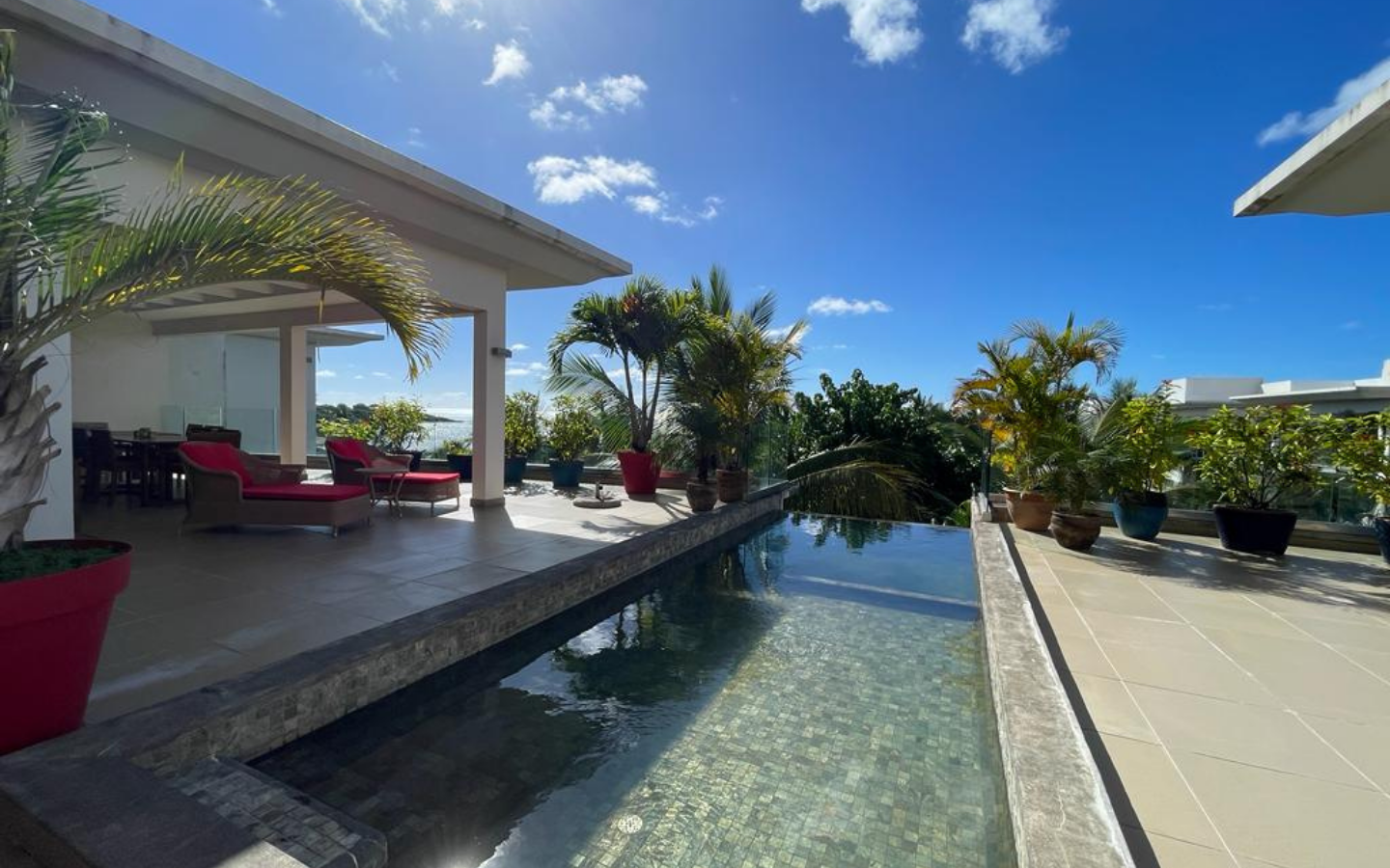 Roches Noires Île Maurice Penthouse (5) Penthouse 4 chambres piscine vue mer Roches Noires Île Maurice