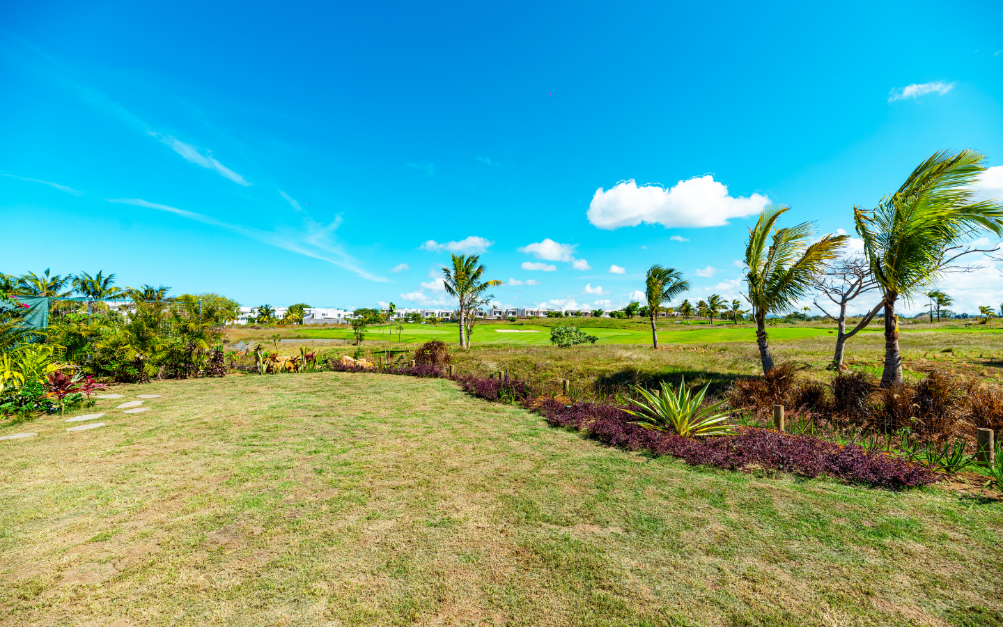 Roches Noires Île Maurice villa (6) Villa 4 chambres avec piscine privée et vue golf à Roches Noires