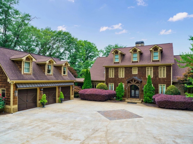 Domaine équestre de luxe de style colonial au sud d'Atlanta | États-Unis