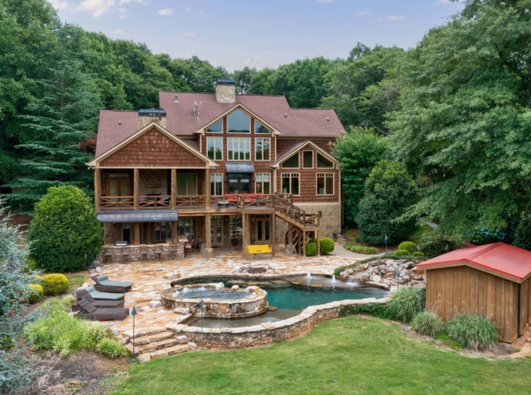 Domaine équestre de luxe de style colonial au sud d'Atlanta | États-Unis