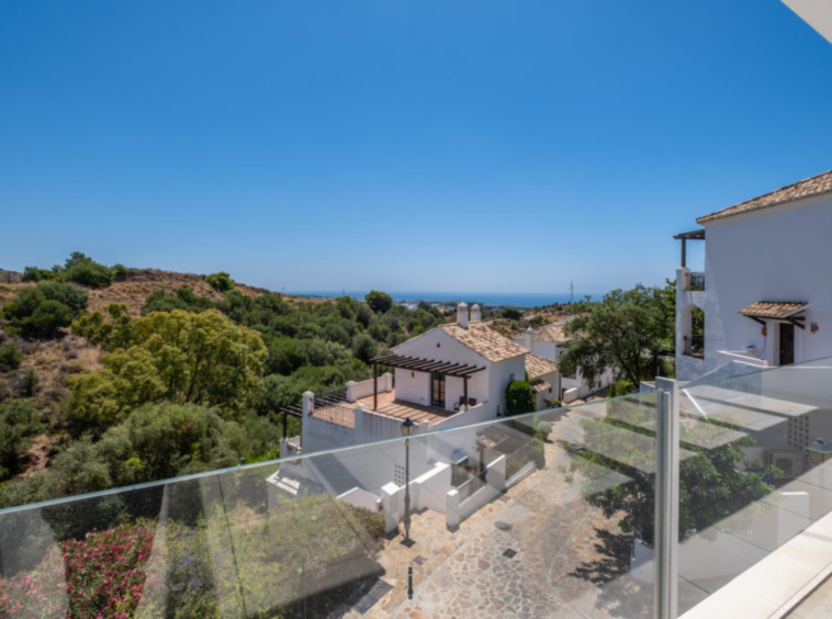 Appartement Triplex Neuf ! à vendre situé à Marbella | Espagne