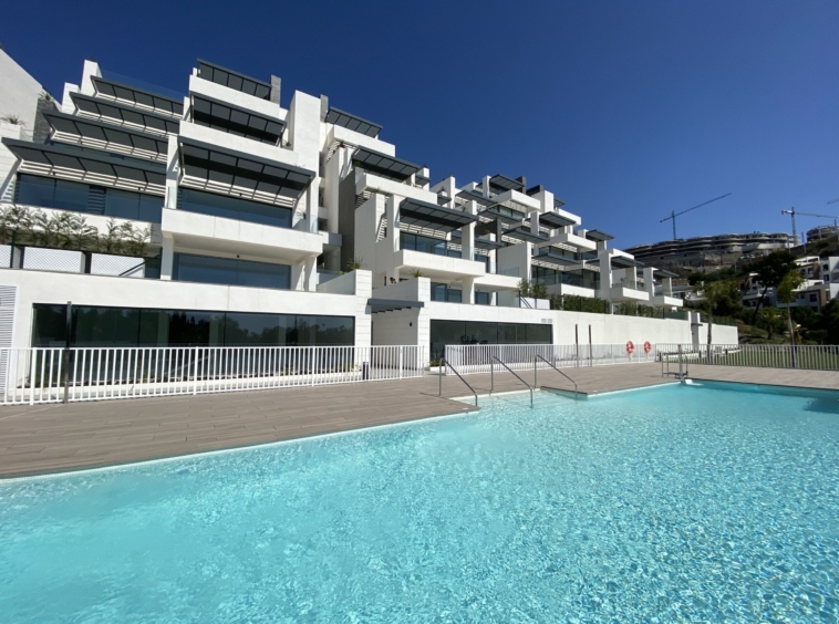 Appartements et penthouses 2, 3, 4 chambres vue sur la mer Benahavis