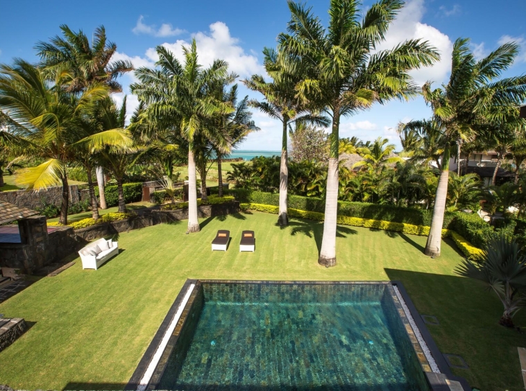 Superbe villa de 460 m2 Magnifique jardin paysager Vue sur la mer- île Maurice