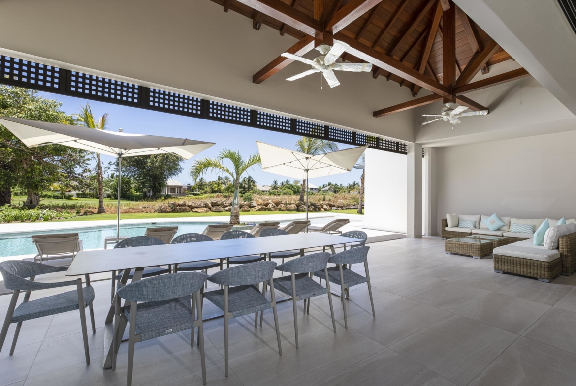 Superbe villa neuve de 400 m2 avec finitions et prestations haut de gamme île Maurice