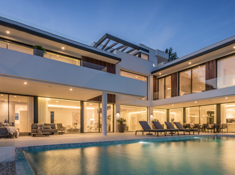 Villa contemporaine moderne à vendre à Marbella Espagne