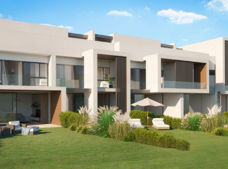 Sotogrande | Maisons 3 ou 4 chambres avec jardins privés et solariums